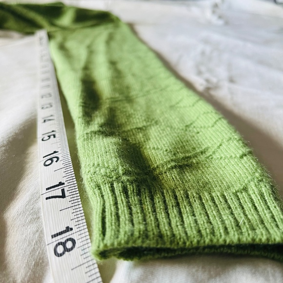 Cashmere sweater - Picture 8 of 9